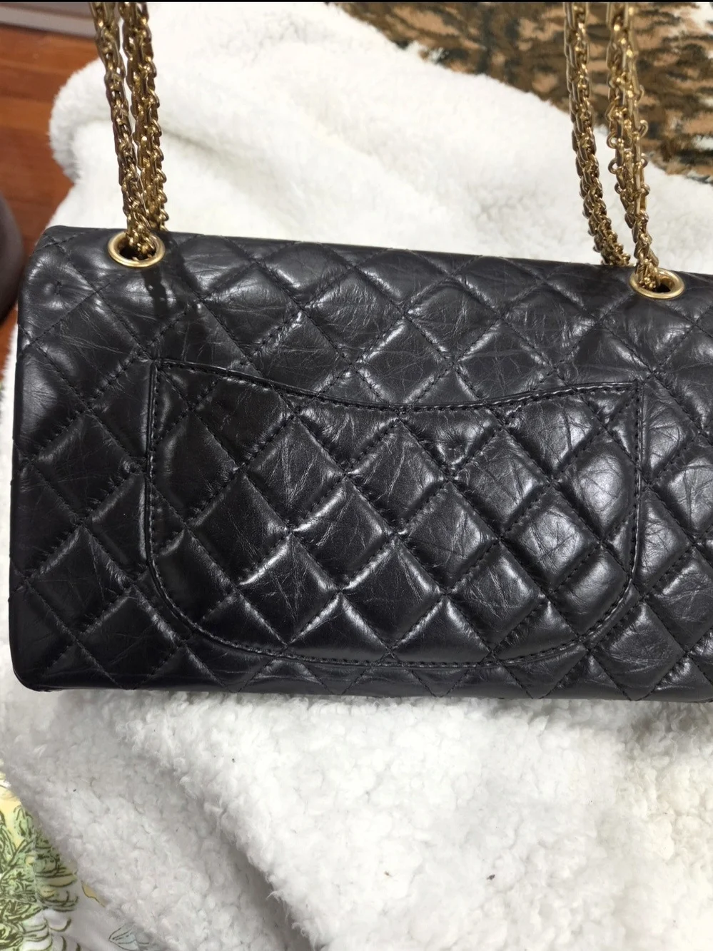 CHANEL gorgeous reissue